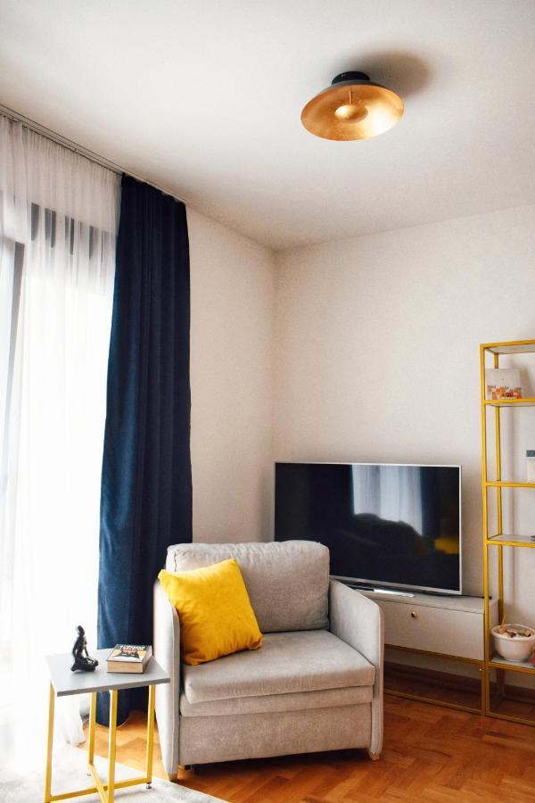 The Impressive Apartment Требине Екстериор снимка
