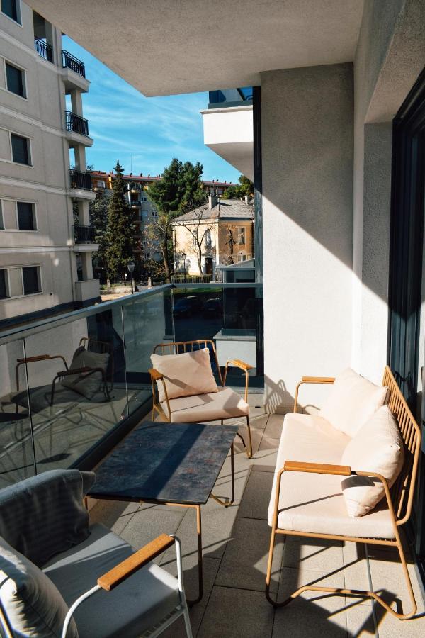 The Impressive Apartment Требине Екстериор снимка
