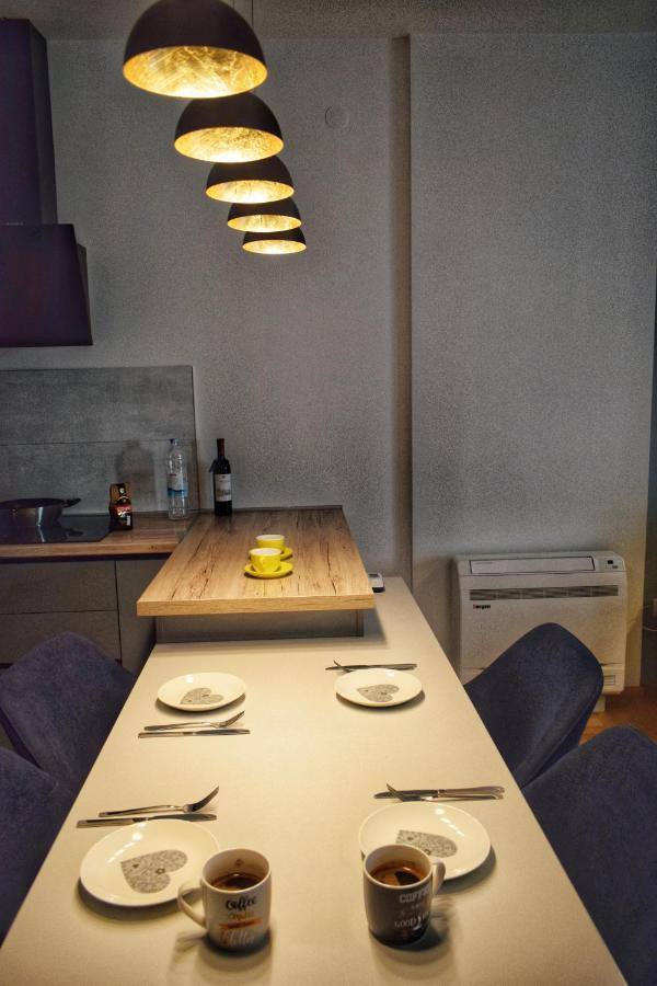 The Impressive Apartment Требине Екстериор снимка