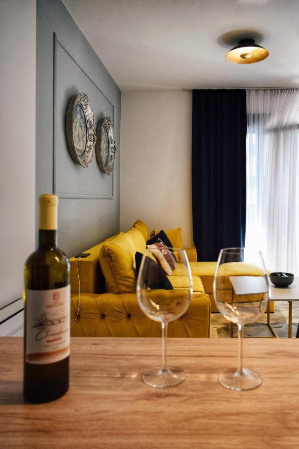 The Impressive Apartment Требине Екстериор снимка