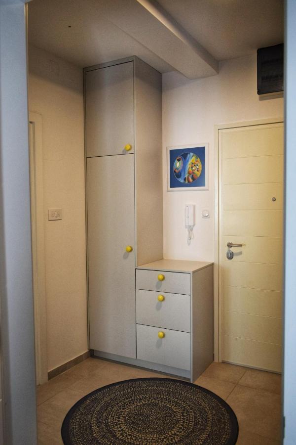 The Impressive Apartment Требине Екстериор снимка